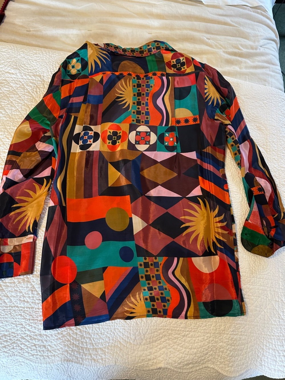 FARM Rio Multicolor Geometric Button-Up Shirt - Picture 7 of 11